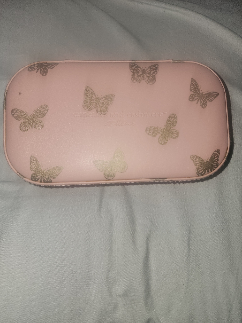 Cupcakes And Cashmere Jewelry Case